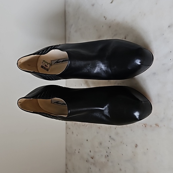 BRIAN ATWOOD: NWT black leather platform ankle boots - Picture 2 of 8